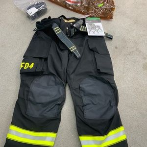 MSA Safety pants size 40W 28L
